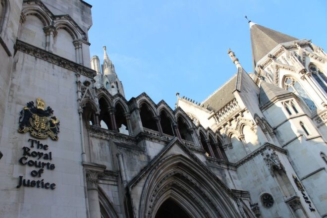 London: Da Vinci Code Walking Tour With a Guide - Landmarks and Locations