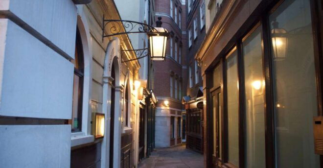 London: Dickens Walking Tour - Inclusions and Meeting Point