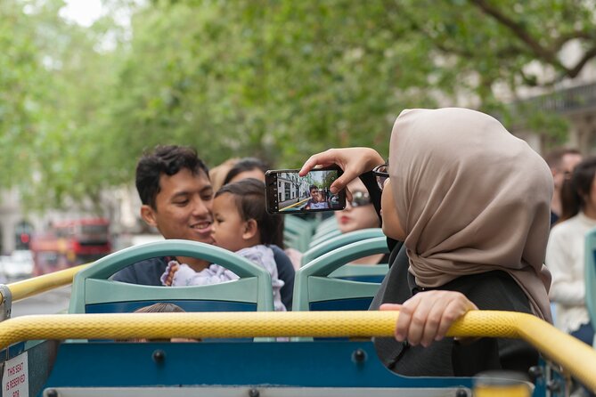 London Discovery by Day and by Night Hop-On Hop-off Tours - Accessibility Details