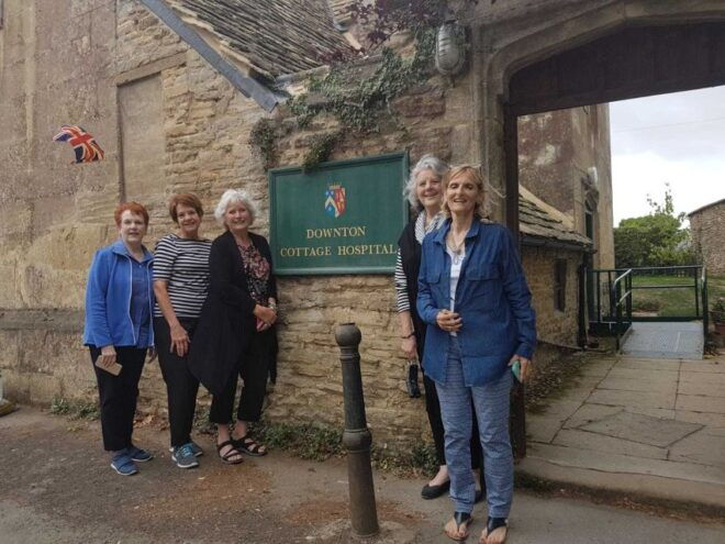 London: Downton Abbey Countryside Black Taxi VIP Tour - Reservation and Payment