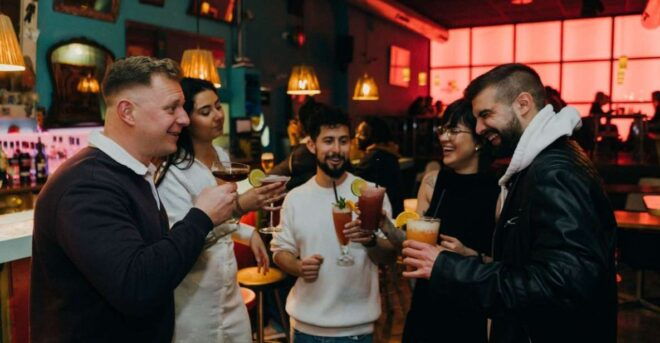 London: Drunken History Walking Tour With Included Drinks - Common Questions