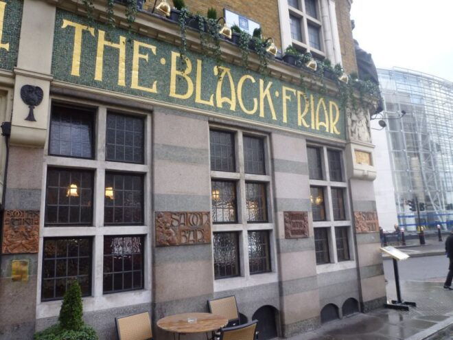 London: East End Food Walking Tour With 8 Stops - Londons Largest Sausages