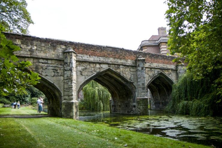 London: Entry Ticket to Eltham Palace and Gardens - Experience at Eltham Palace and Gardens