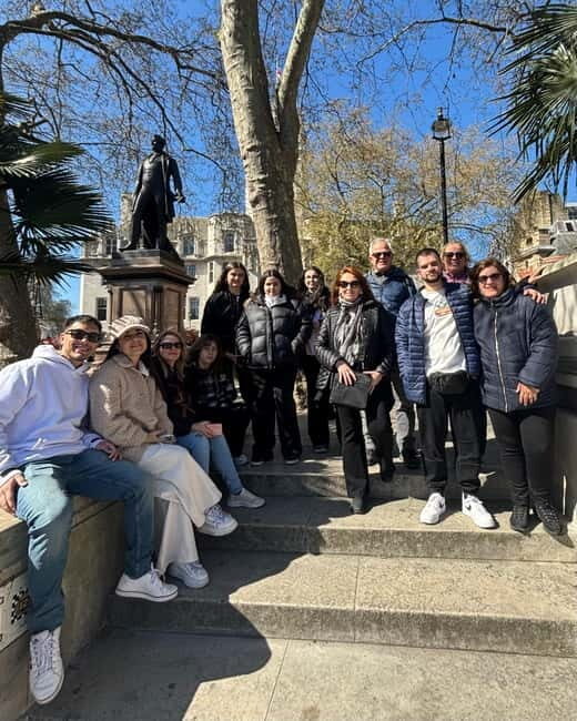 London: Essential Tour and Changing of the Guard - What Makes This Tour Stand Out?