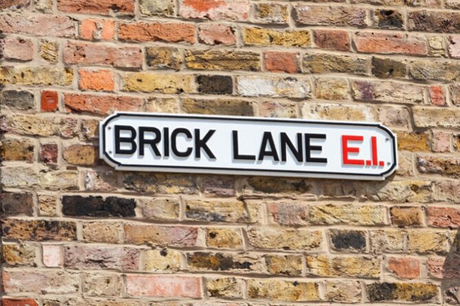 London Food Walking Tour With 8 Stops - Street Art Discovery