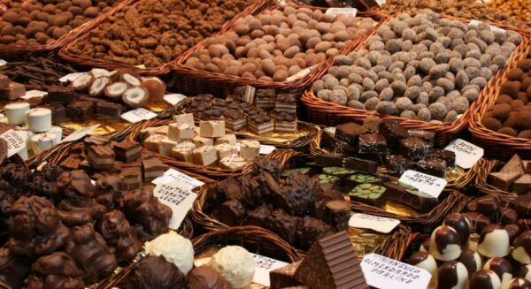 London: Food Walking Tour With 8 Stops - Dutch Pancakes Delight