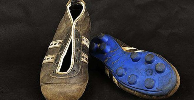 London Football and Stadiums Taxi Tour - Directions