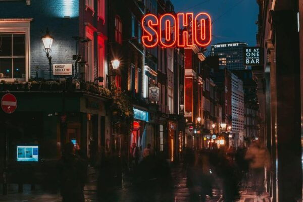London: Free Audioguides in 10 Different Languages! - Future Language Expansion Plans
