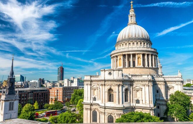 London: Full-Day Private Car Tour With Guide and Driver - Top Attractions Visited