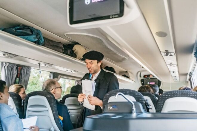 London: Full-Day Windsor, Stonehenge, and Oxford Tour - Stonehenge: Ancient Wonder