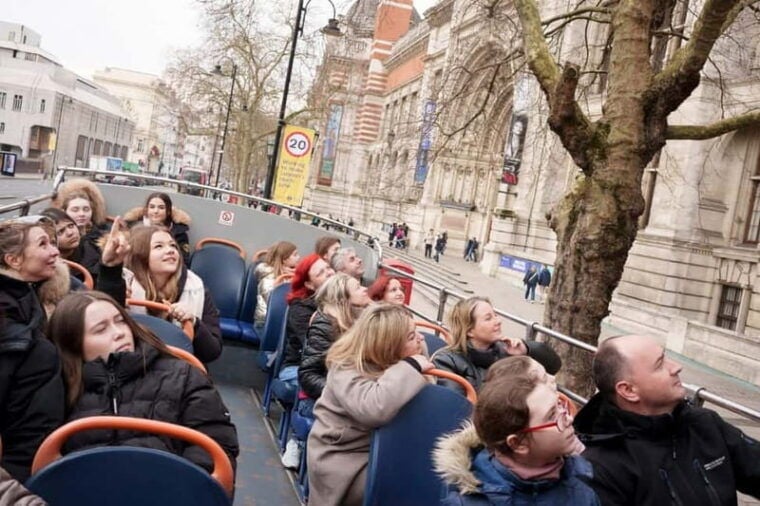 London: Golden Tours Gray Line Hop-on Hop-off Bus Tour - FAQ
