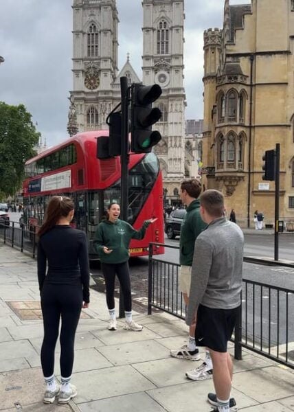 London: Guided 5km Run Tour Covering 10 Iconic Landmarks - Booking and Cancellation Policy