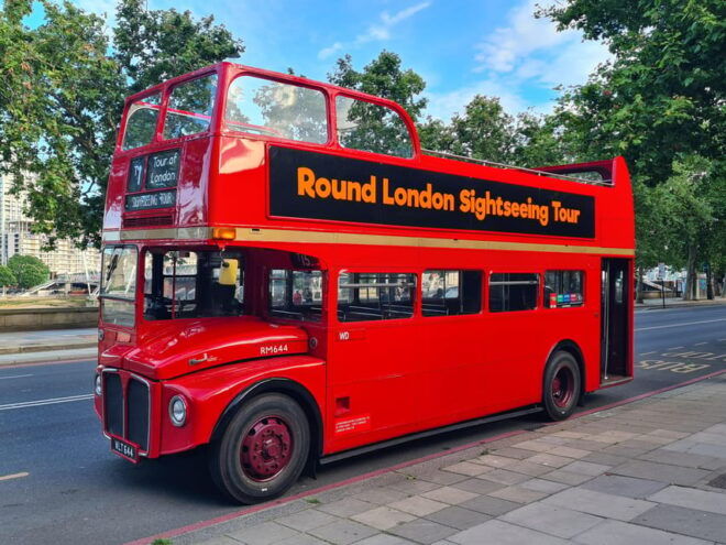 London: Guided Sightseeing Tour on a Vintage Open-Top Bus - Sightseeing Highlights