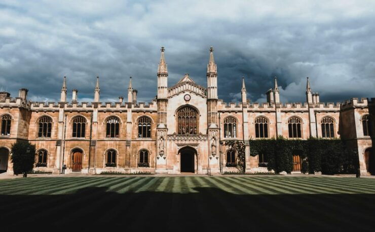 London: Guided Tour of Cambridge - Sedan - Good To Know