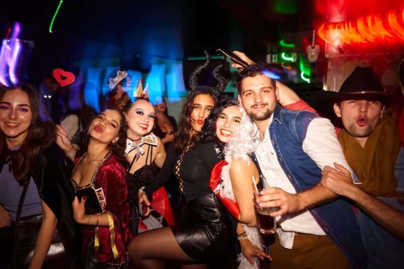 London: Halloween Pub Crawl with Afterparty - What to Expect on the Halloween Pub Crawl in London