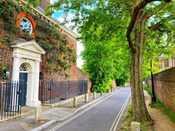London: Hampstead Self-Guided Walking Discovery Game - The Sum Up