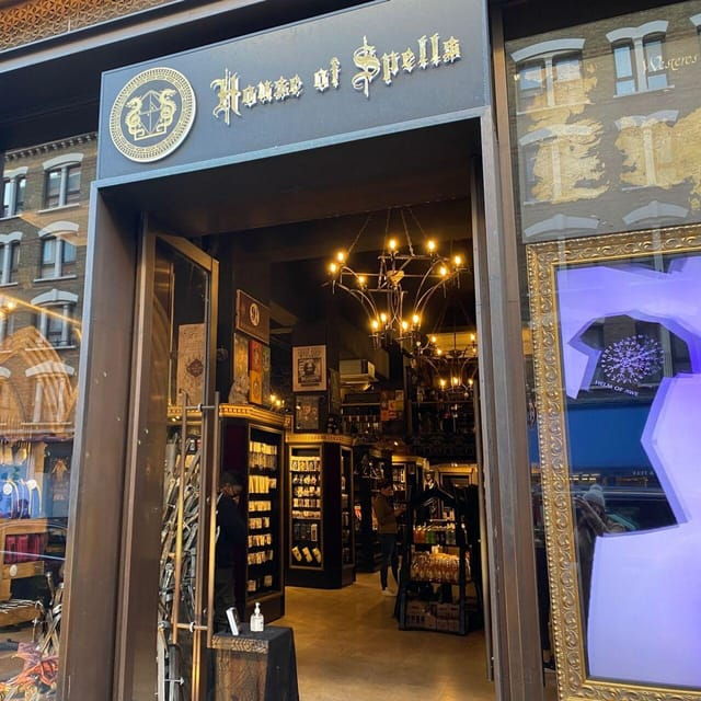 London: Harry Potter Walking Tour & the London Dungeons - What to Bring and Recommendations