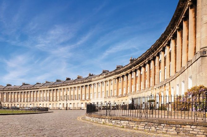 London Heathrow Airport Private Transfer Service To Bath City - Flexible Accommodation for Wheelchairs