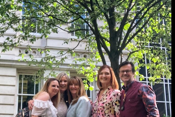 London Hidden Gardens Taxi Tour - Guided Tour of Hidden Gardens in London