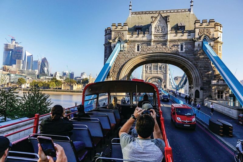 London Highlights Day Tour: Open-Top Bus & Thames River Cruise - A Routemaster ride through central London