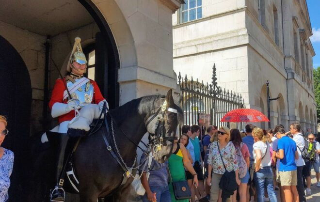 London Highlights Taxi Tour - London Taxi Tour Guides