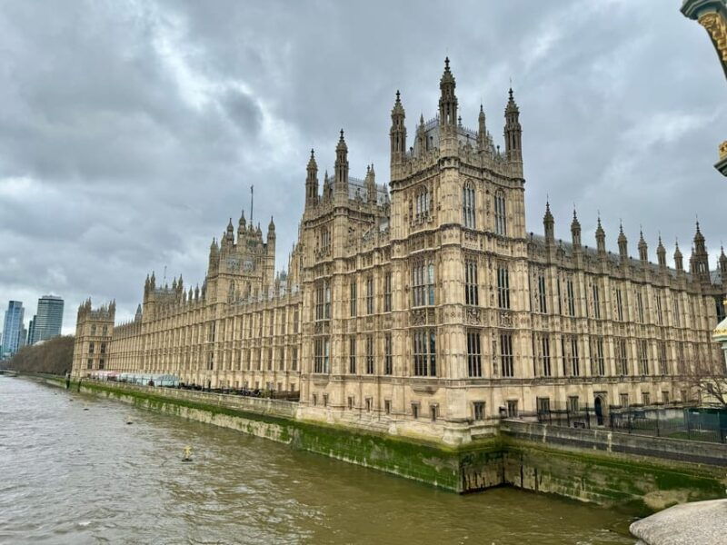 London Highlights Walking Tour with Licenced Tour Guide - Good To Know