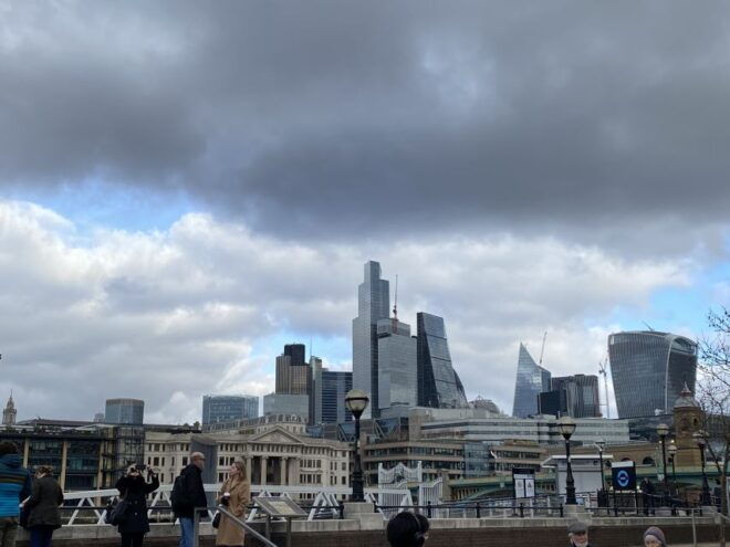 London: Historic Bridges Guided Walking Tour - Attractions Included