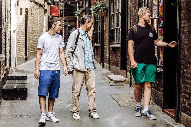 London Historic Pub Tour With a Local Tailored to Your Interests & Tastes - Private 3-Hour Beer Tour in London