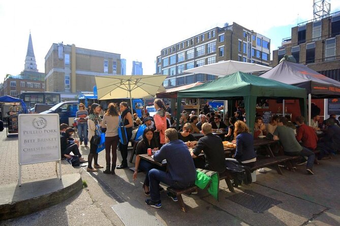 London Historic Pub Tour With a Local Tailored to Your Interests & Tastes - Enjoy an Artisan Meat and Cheese Platter