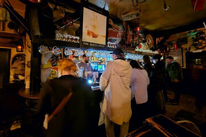 London Historical Pub Tour with Pilgrims and Pirates - Good To Know