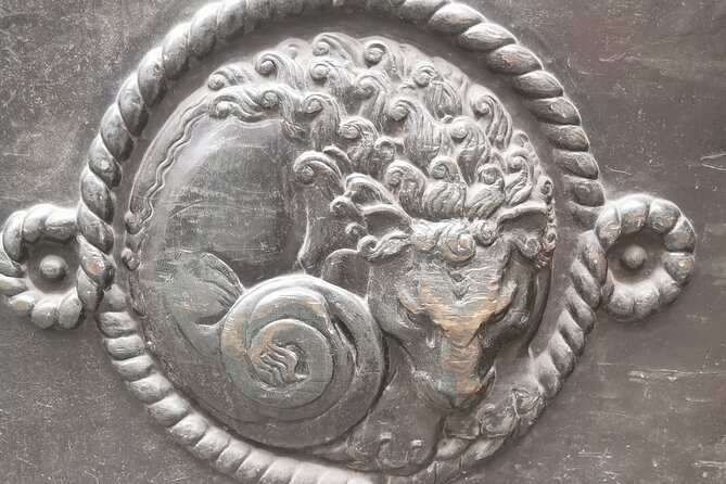 London Historical Sightseeing Walking Tour - Bull and the Dragon - Frequently Asked Questions