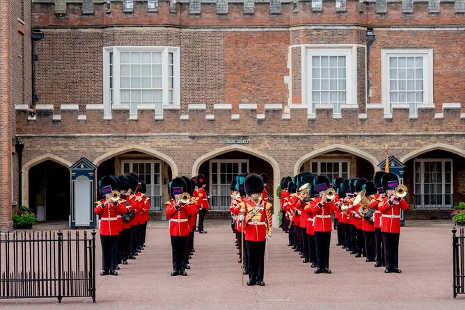 London Hop-On Hop-Off Pass 24 Hours With Live Tour Guide - The Sum Up