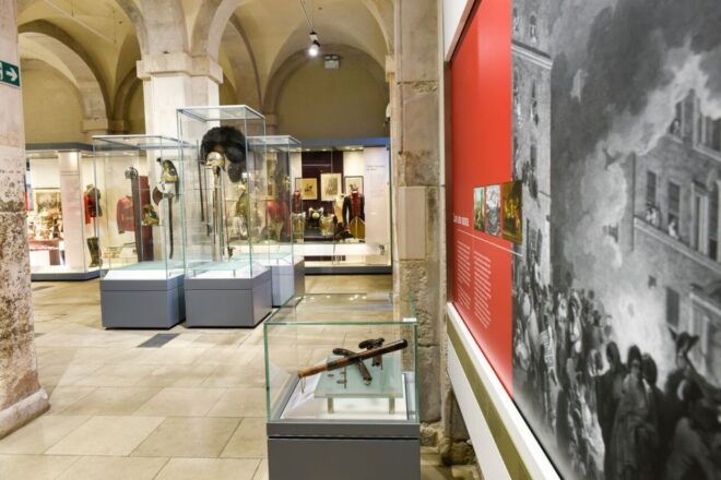 London: Household Cavalry Museum Entry Ticket - Selecting Participants and Date