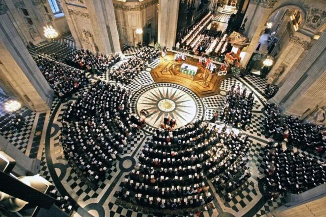 London in One Day Tour With River Cruise - River Thames Cruise Experience