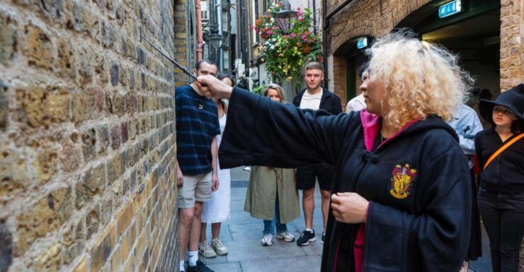 London: Interractive Harry Potter Walking Tour - Activity Details