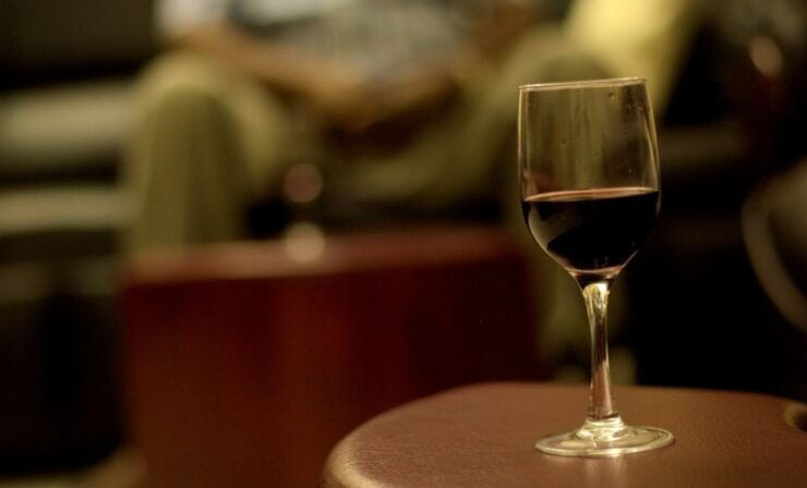 London: Islington'S Wine Sampling Tour With a Local - Tour Experience