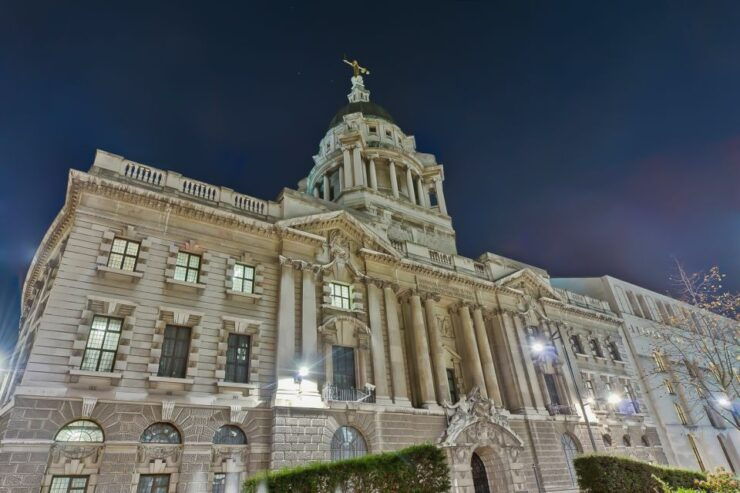 London: Jack The Ripper and Sherlock Holmes Bus Tour - Tour Experience