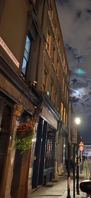 London: Jack the Ripper Guided Walking Tour - Who Should Consider This Tour
