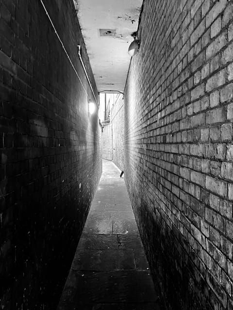 London: Jack the Ripper Tour and Underground Prison in Spanish - Final Thoughts: Is This Tour Worth It?
