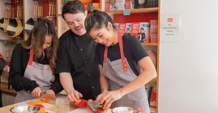 London: Korean Bibimbap Cookery Class With Wine - Good To Know