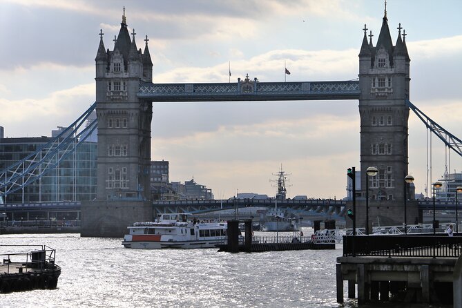 London Landmark Sightseeing Tour - Booking Details