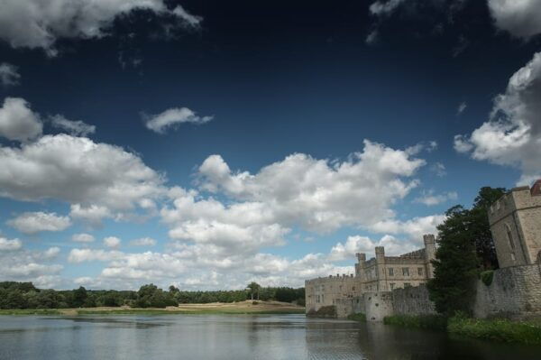London: Leeds Castle, Canterbury, Dover and Greenwich Tour - Visit Leeds Castle