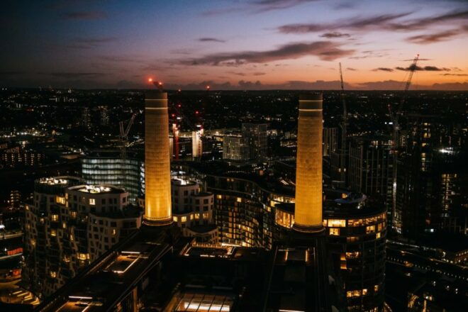 London: Lift 109 Entry Ticket at Battersea Power Station - Participants and Date Selection
