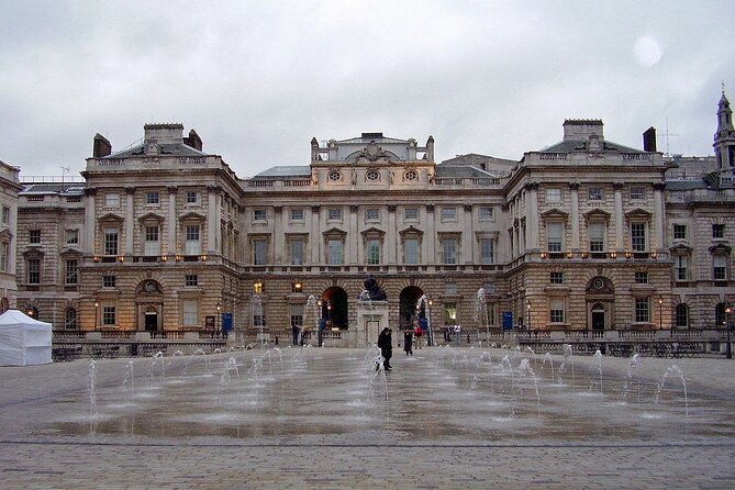 London Lights: A Self-Guided Audio Tour of the Cultural Capital of the World - Exploring the Royal Residences