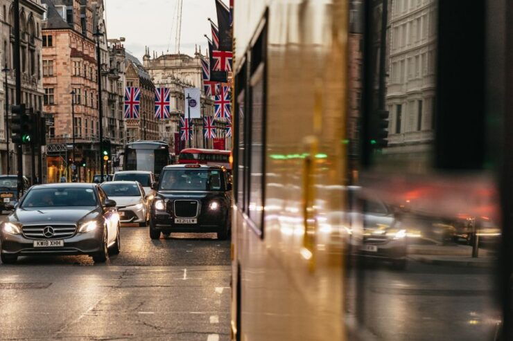 London: London by Night Sightseeing Open-Top Bus Tour - Experience the Vibrant Atmosphere of London at Night