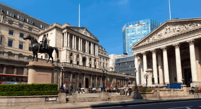 London: London Sightseeing Walking Tour with 30+ Sights - Who Will Love This Tour?