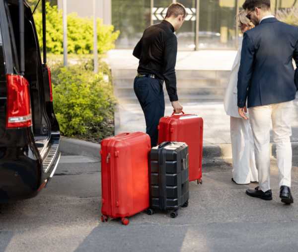 London: Luggage Pick Up, Storage and Drop Off Service - Booking and Reservations