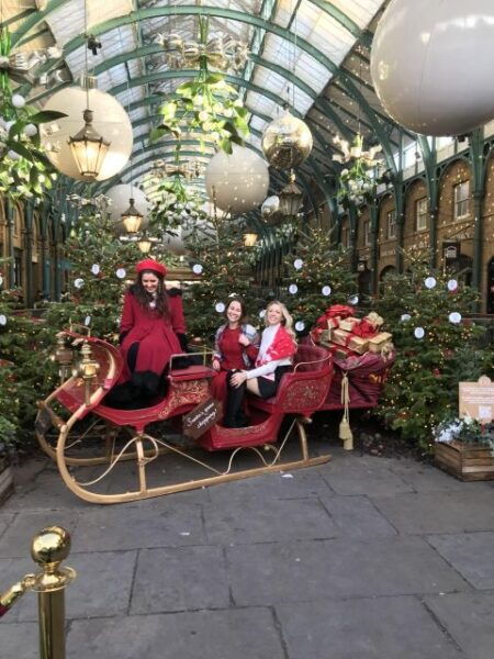 London: Magical Christmas Lights Walking Tour! - Personalized Experience and Innovative Technology