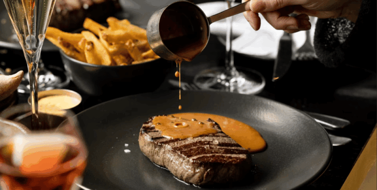 London: Matilda the Musical & 2-Course Pre-Show Meal - Who Will Love This Tour?