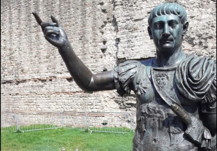 London: Medieval History Walking Tour From the Tower - Tour Highlights